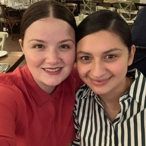 Meet your Posher, Yesenia